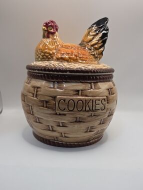 Tilso Hen On Nest Cookie Jar. Rare Vintage